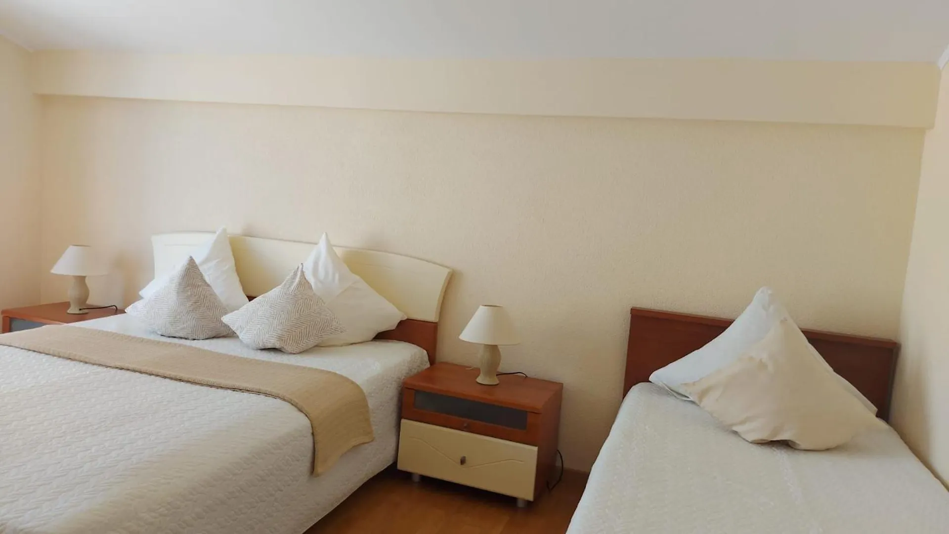 Villa Jelica, Helle Ferienwohnung Mit Sonnenbalkon Trogir 0*,  Croatia