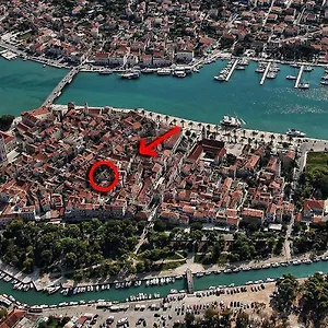 Apartment Studio Terrace Borgoforte, Trogir